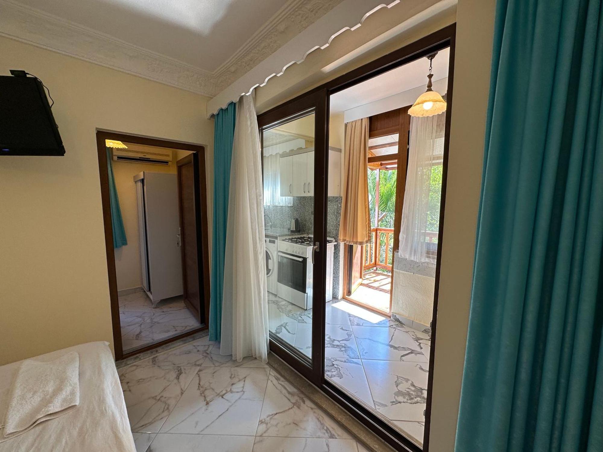 Palm Konak Hotel Çıralı 外观 照片